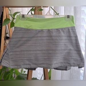 Lululemon Pleated Lime green and gray Women's Tennis Skirt/ Size: 4